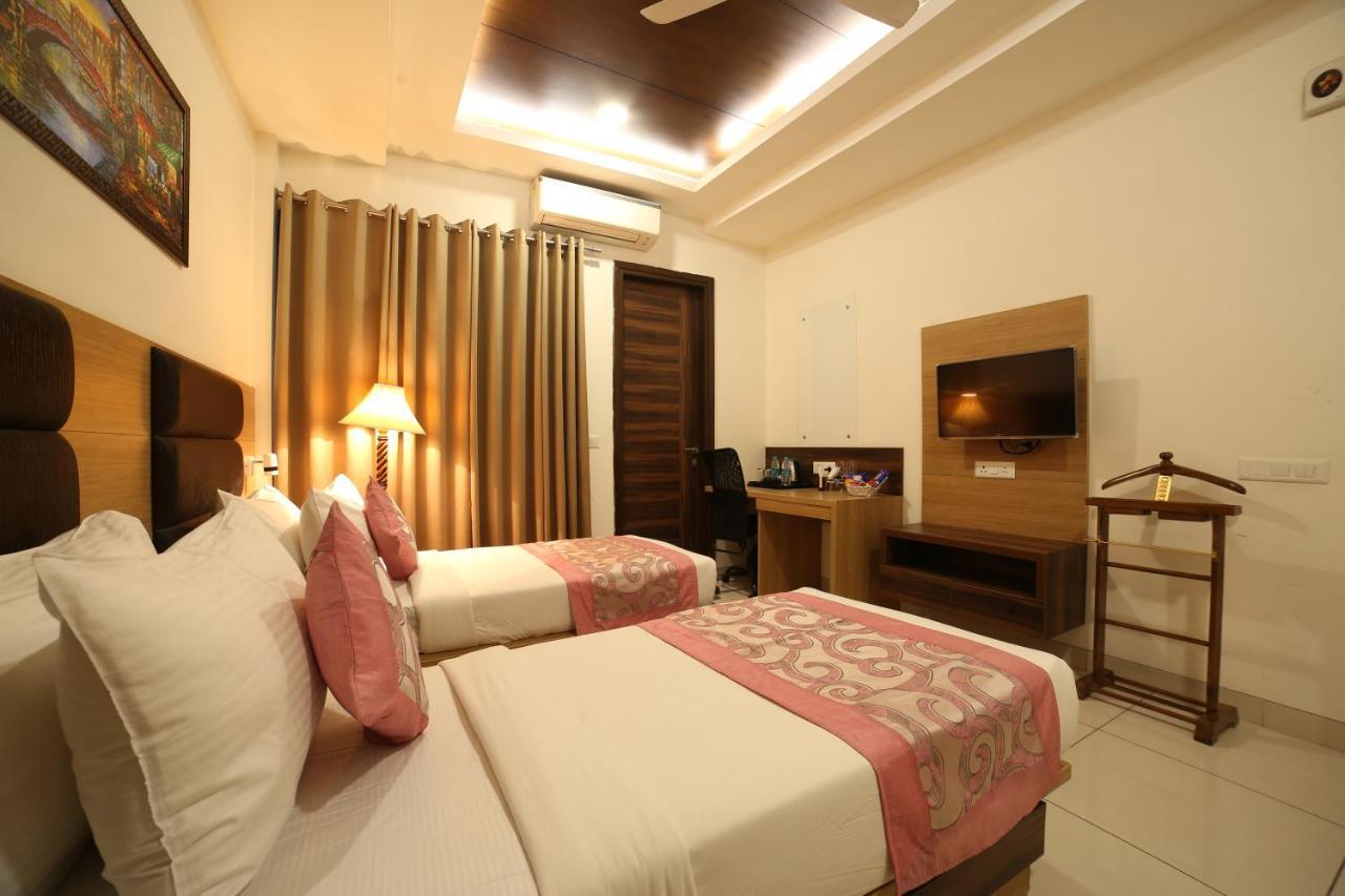 Hotel Grand Regency By Jmd Group Near Delhi Igi Airport New Delhi Extérieur photo